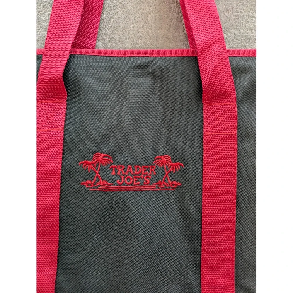 Trader Joes Insulated Cooler Tote Bag  Black Red Zip Top handles